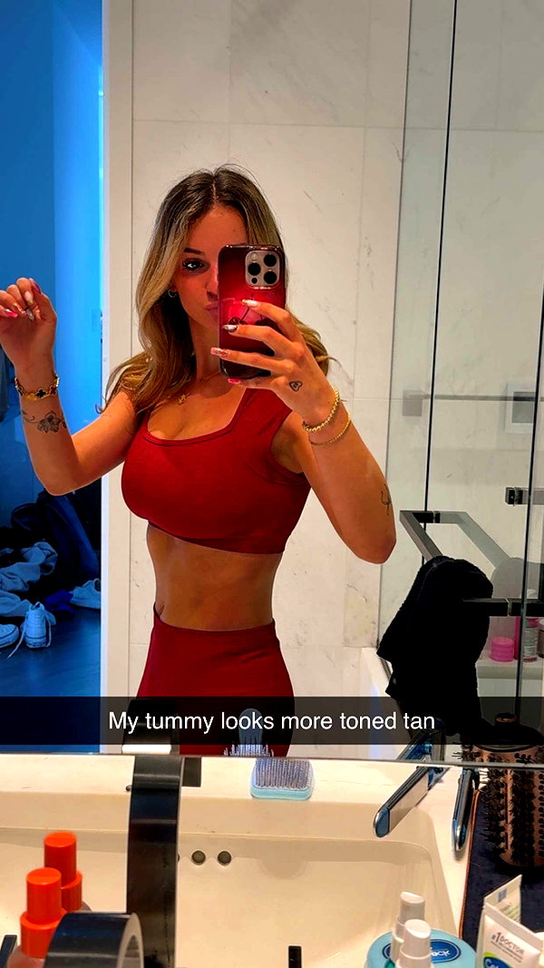 kaitlyn_krems snapchat image archive image