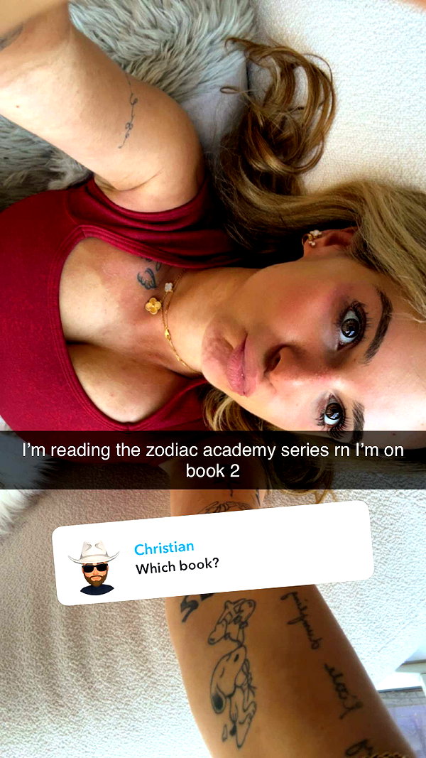 kaitlyn_krems snapchat image archive image