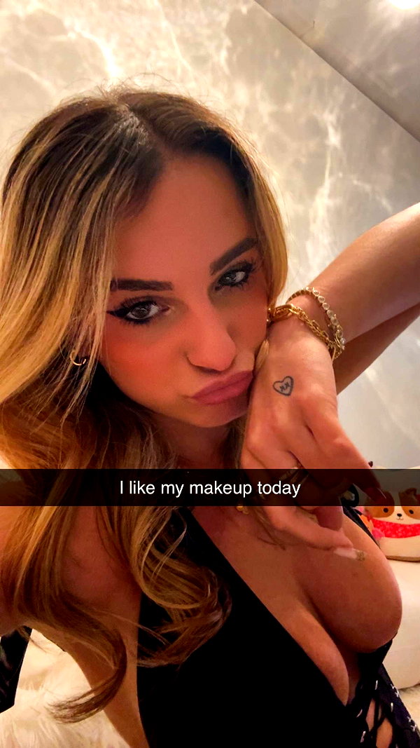 kaitlyn_krems snapchat image archive image