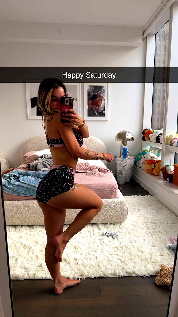 kaitlyn_krems snapchat image archive image