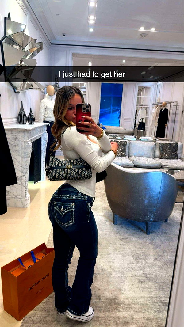 kaitlyn_krems snapchat image archive image