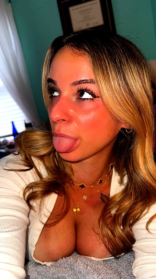 kaitlyn_krems snapchat image archive image
