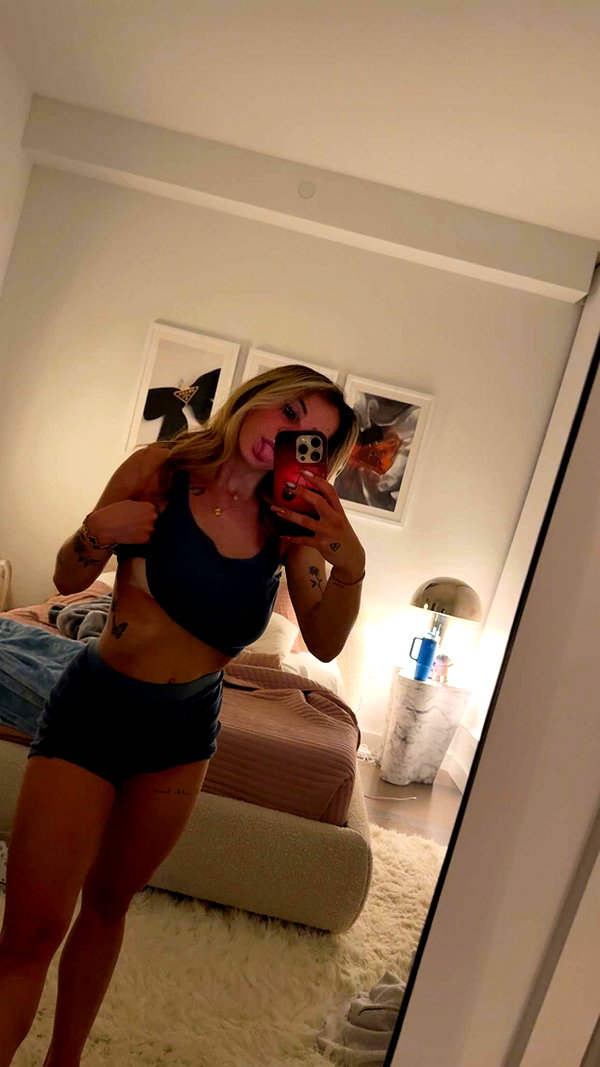 kaitlyn_krems snapchat image archive image