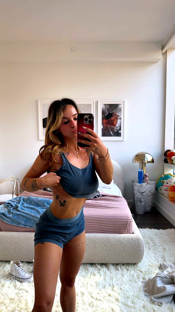kaitlyn_krems snapchat image archive image