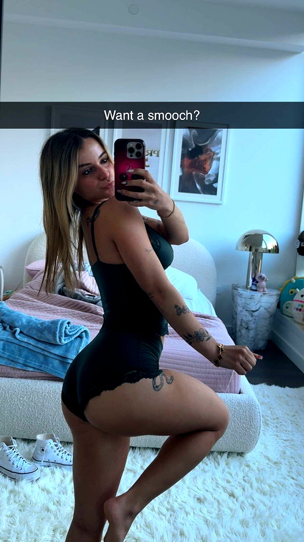 kaitlyn_krems snapchat image archive image