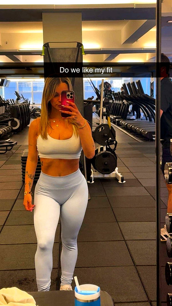 kaitlyn_krems snapchat image archive image