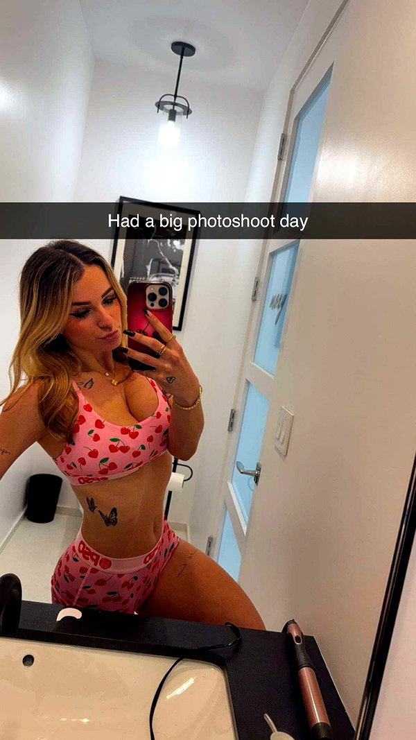 kaitlyn_krems snapchat image archive image