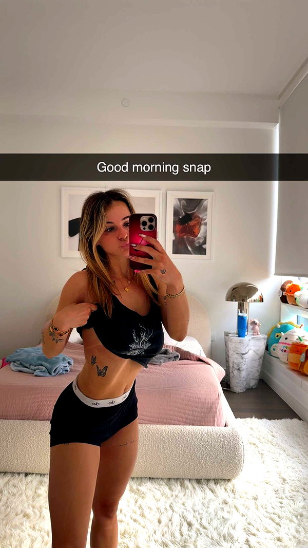 kaitlyn_krems snapchat image archive image
