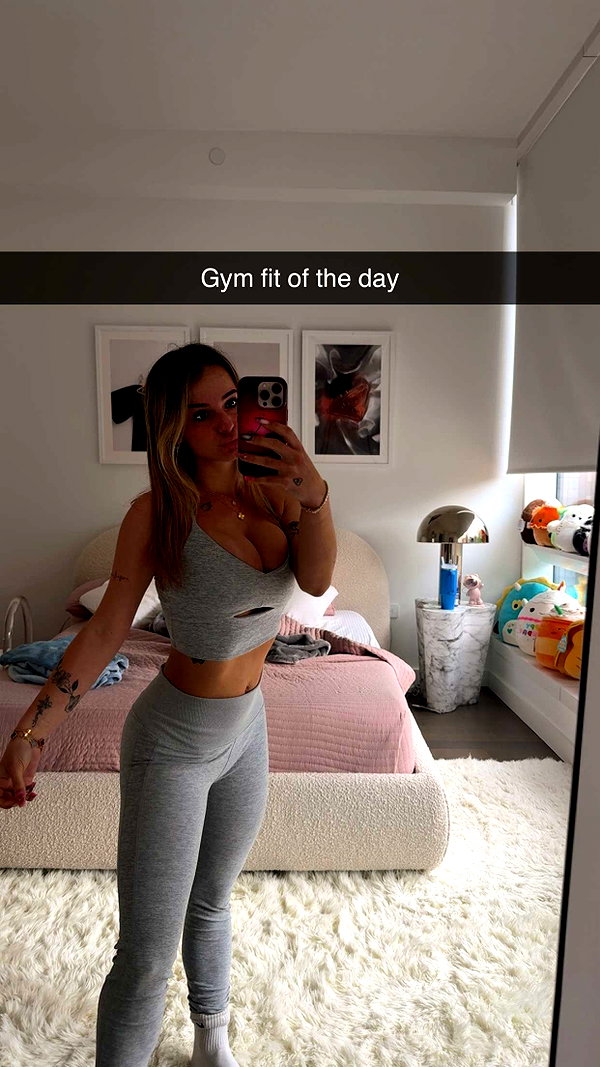 kaitlyn_krems snapchat image archive image