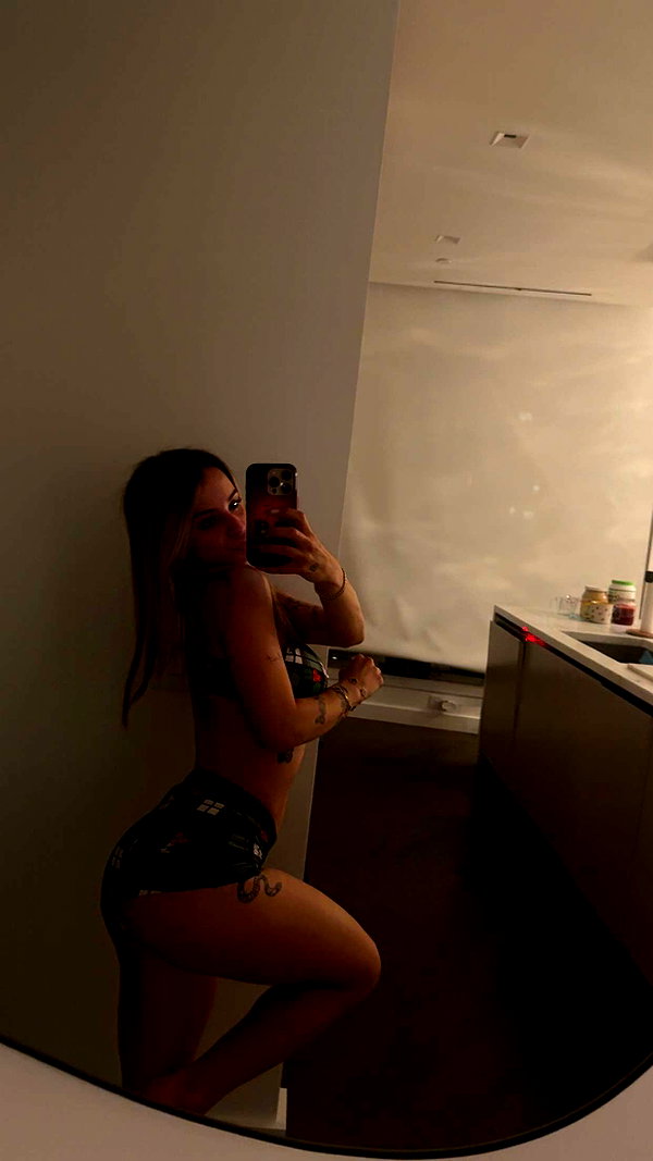 kaitlyn_krems snapchat image archive image
