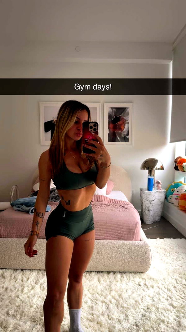 kaitlyn_krems snapchat image archive image