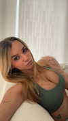 kaitlyn_krems Altpins Profile Picture