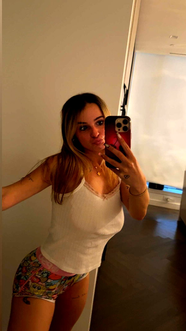 kaitlyn_krems snapchat image archive image