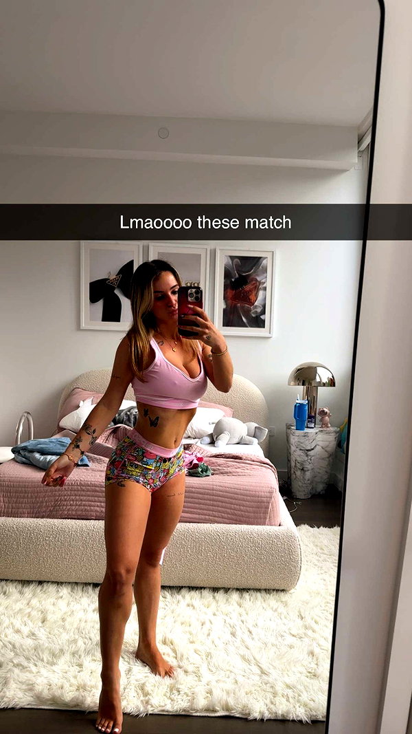kaitlyn_krems snapchat image archive image