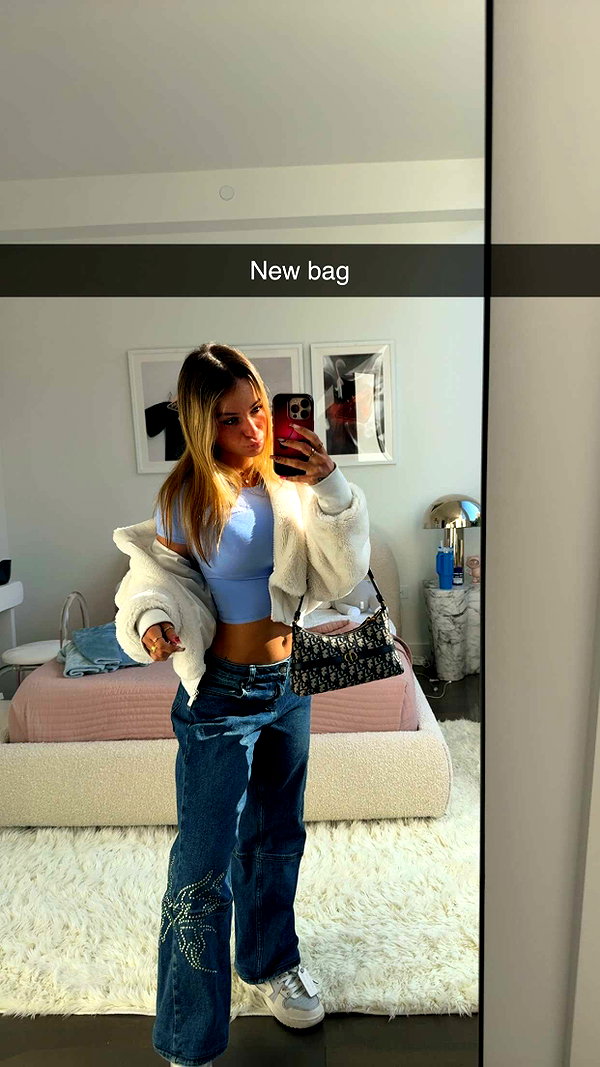 kaitlyn_krems snapchat image archive image