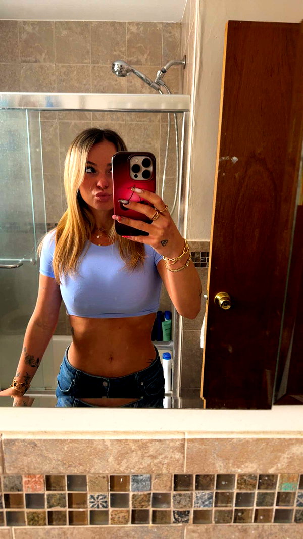 kaitlyn_krems snapchat image archive image