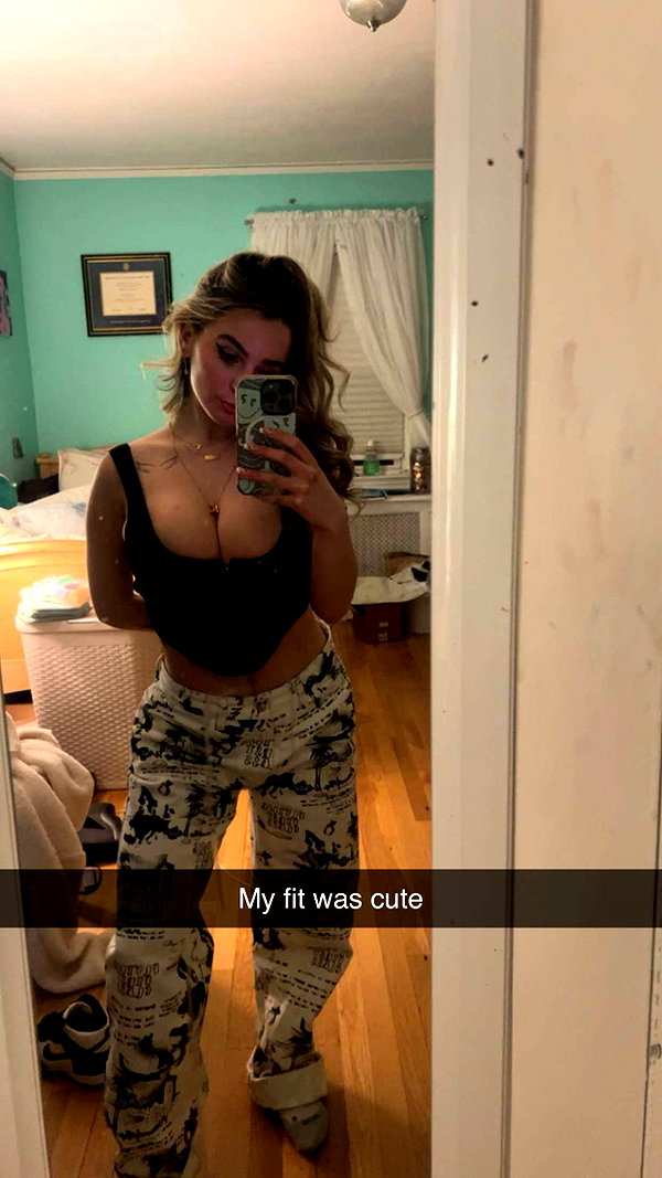 kaitlyn_krems snapchat image archive image
