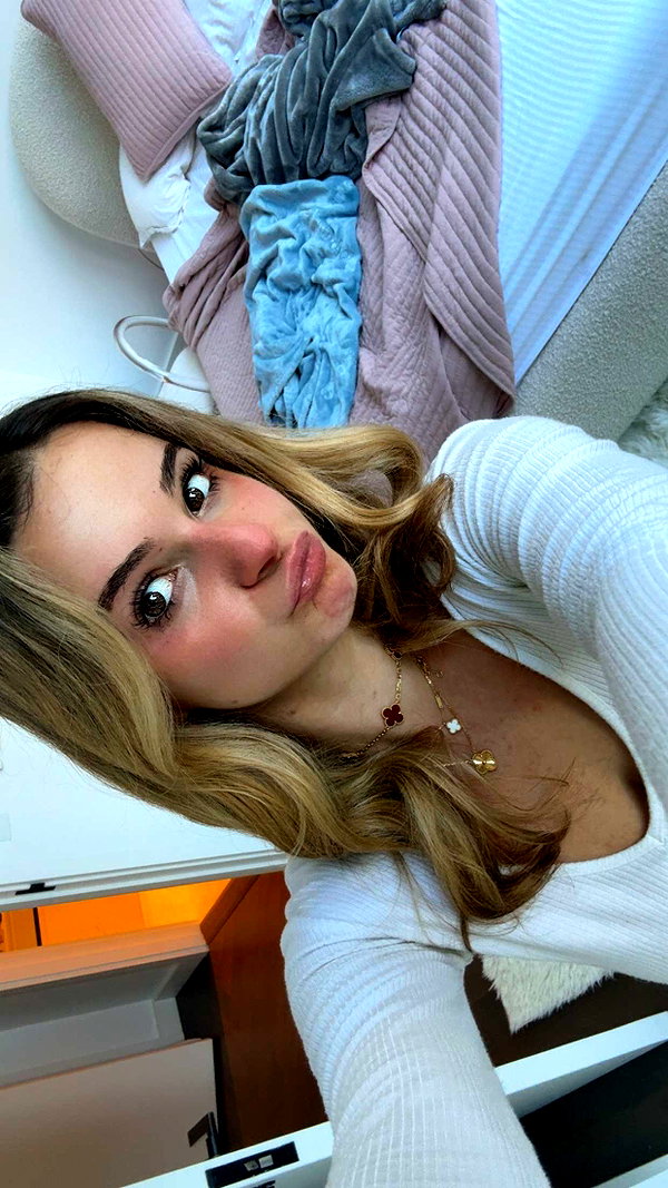 kaitlyn_krems snapchat image archive image