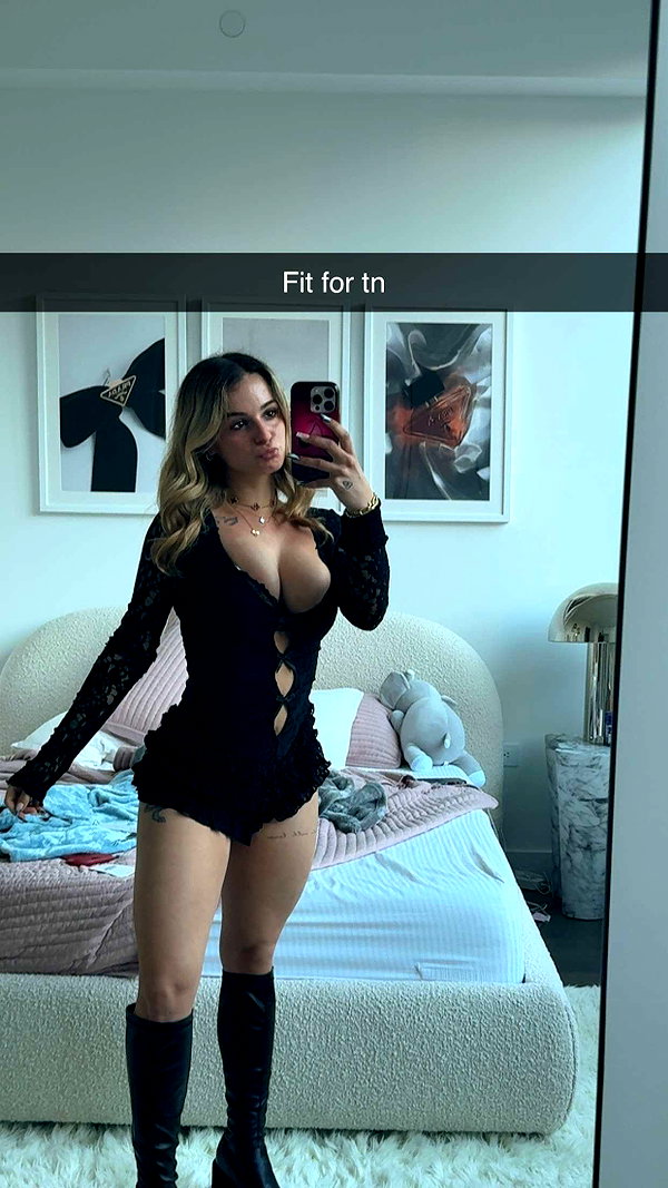 kaitlyn_krems snapchat image archive image