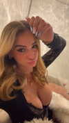 kaitlyn_krems Altpins Profile Picture