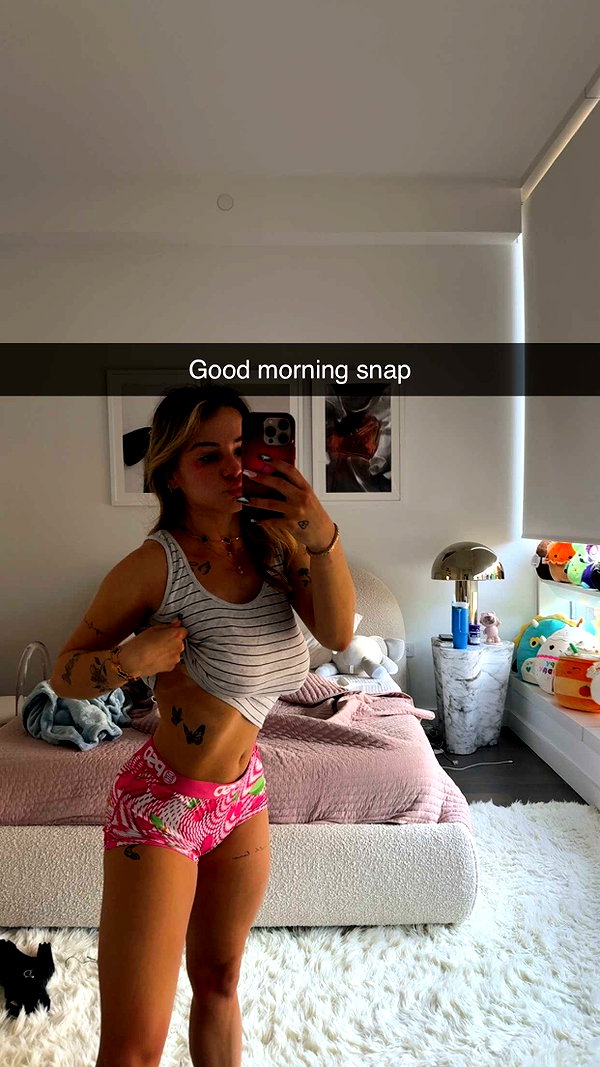 kaitlyn_krems snapchat image archive image
