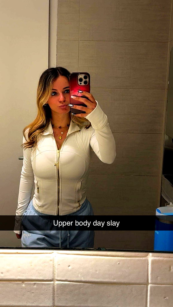kaitlyn_krems snapchat image archive image