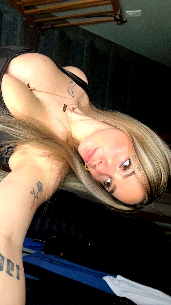 kaitlyn_krems snapchat image archive image