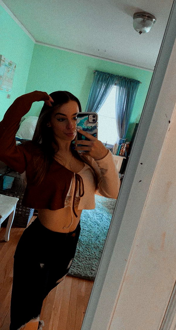 kaitlyn_krems snapchat image archive image