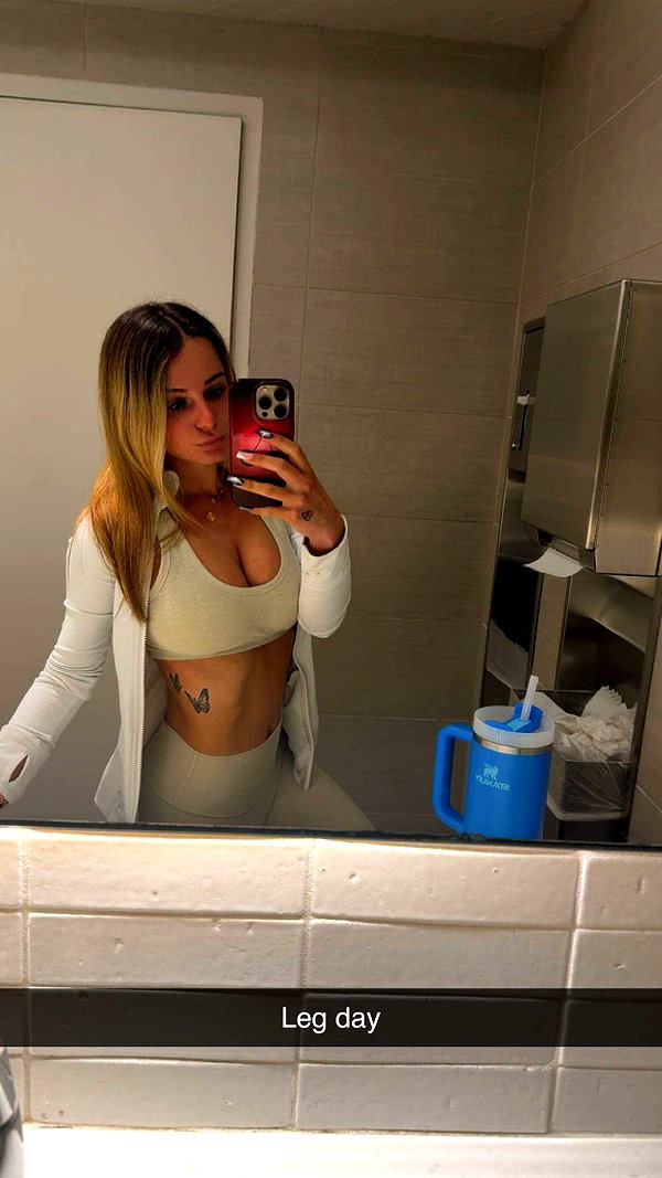 kaitlyn_krems snapchat image archive image