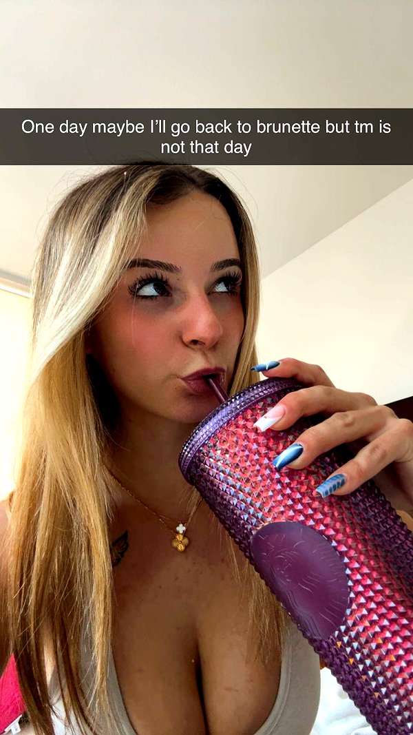 kaitlyn_krems snapchat image archive image