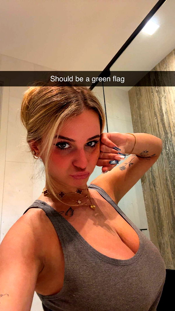 kaitlyn_krems snapchat image archive image