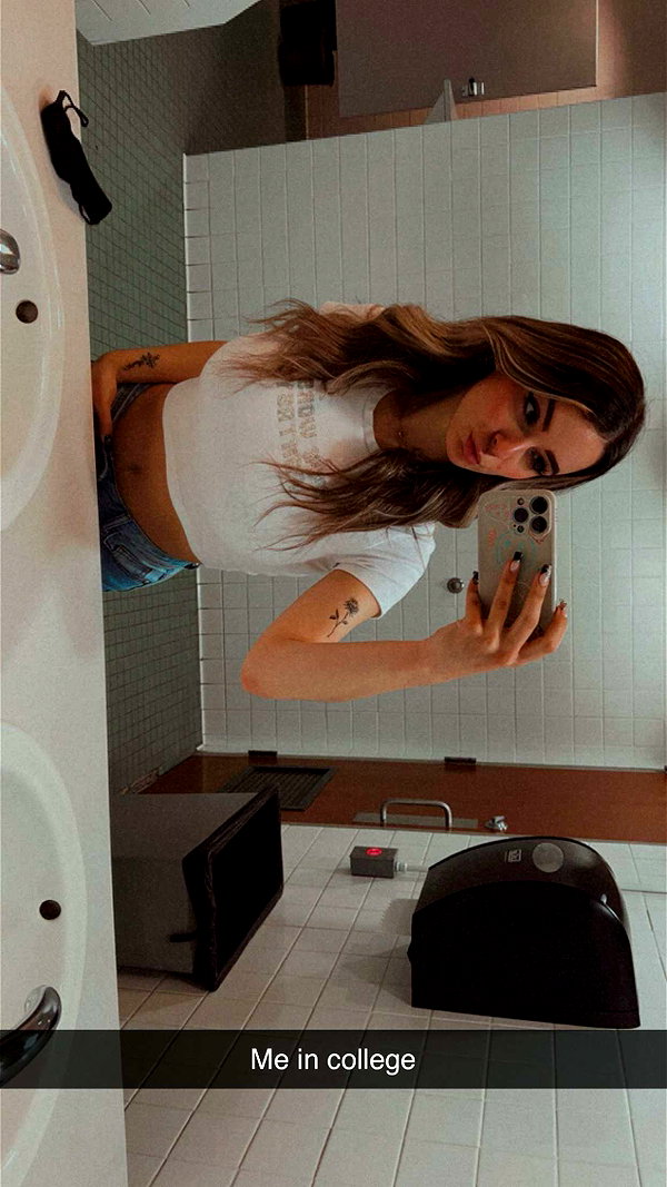 kaitlyn_krems snapchat image archive image