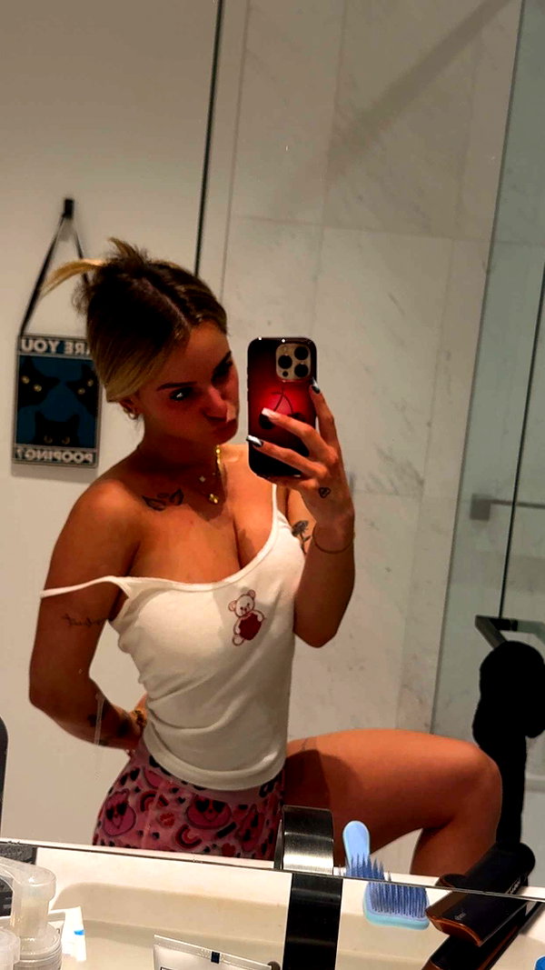 kaitlyn_krems snapchat image archive image