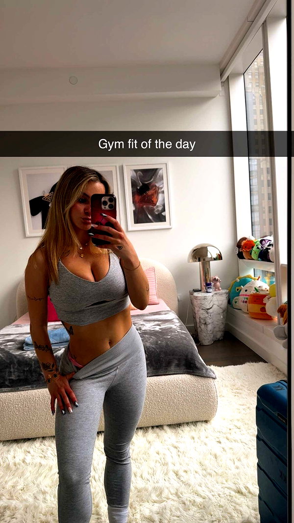 kaitlyn_krems snapchat image archive image