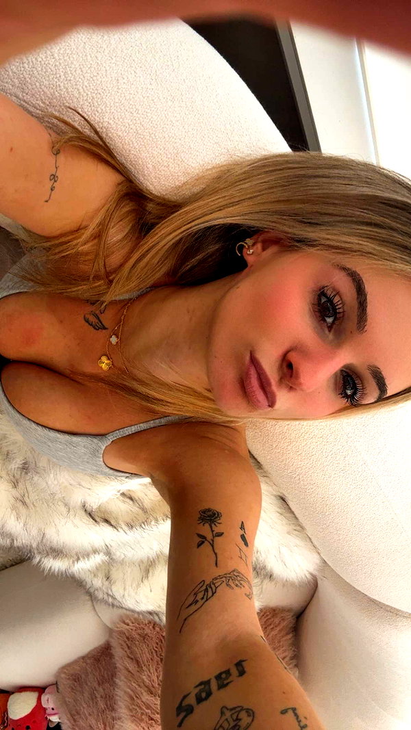 kaitlyn_krems snapchat image archive image