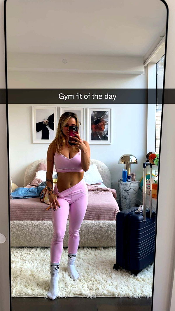 kaitlyn_krems snapchat image archive image