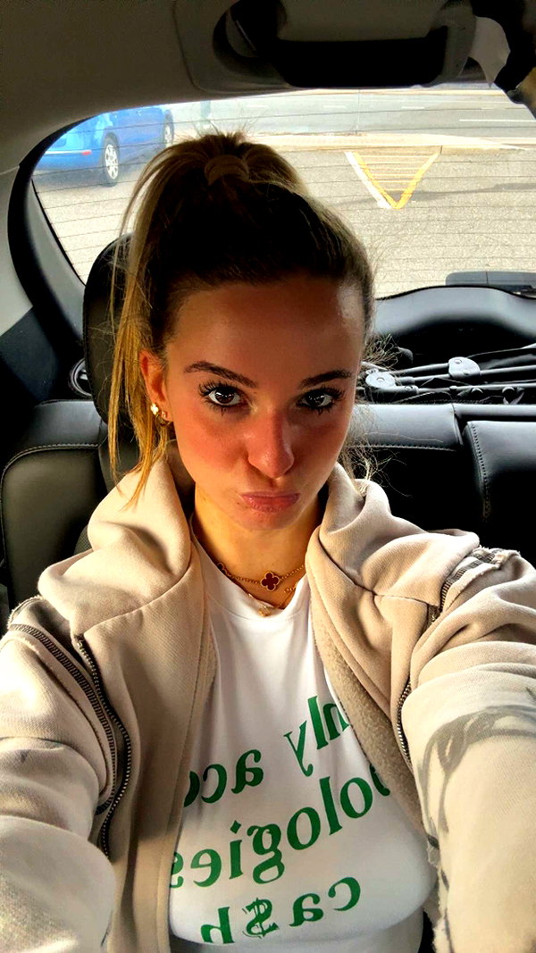 kaitlyn_krems snapchat image archive image