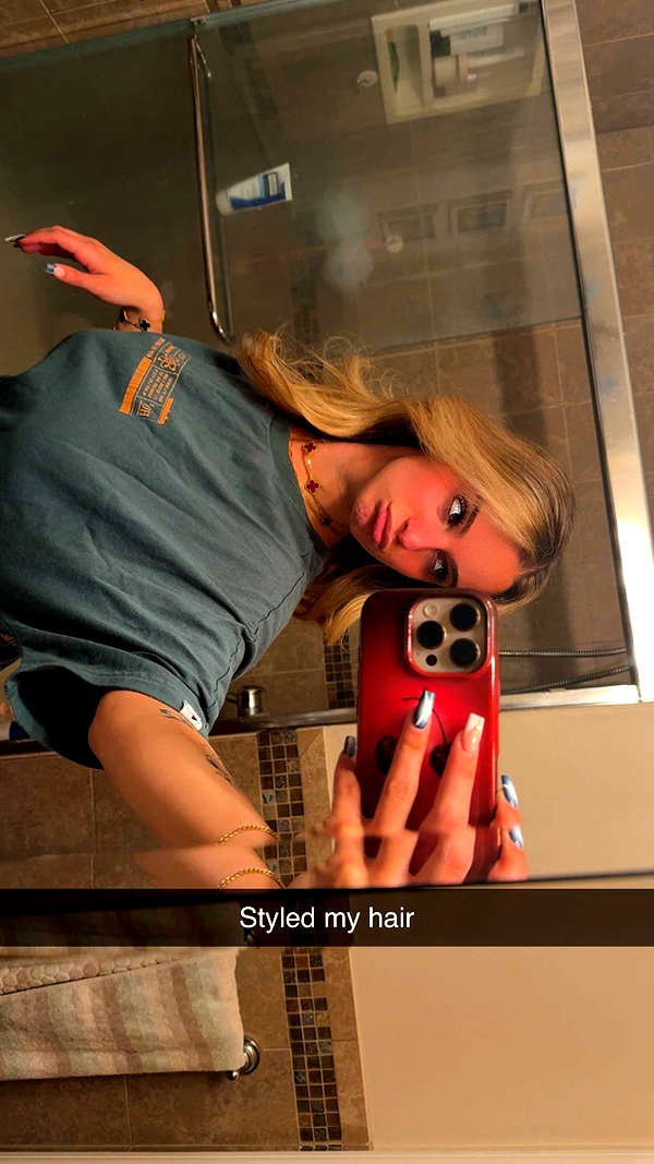 kaitlyn_krems snapchat image archive image