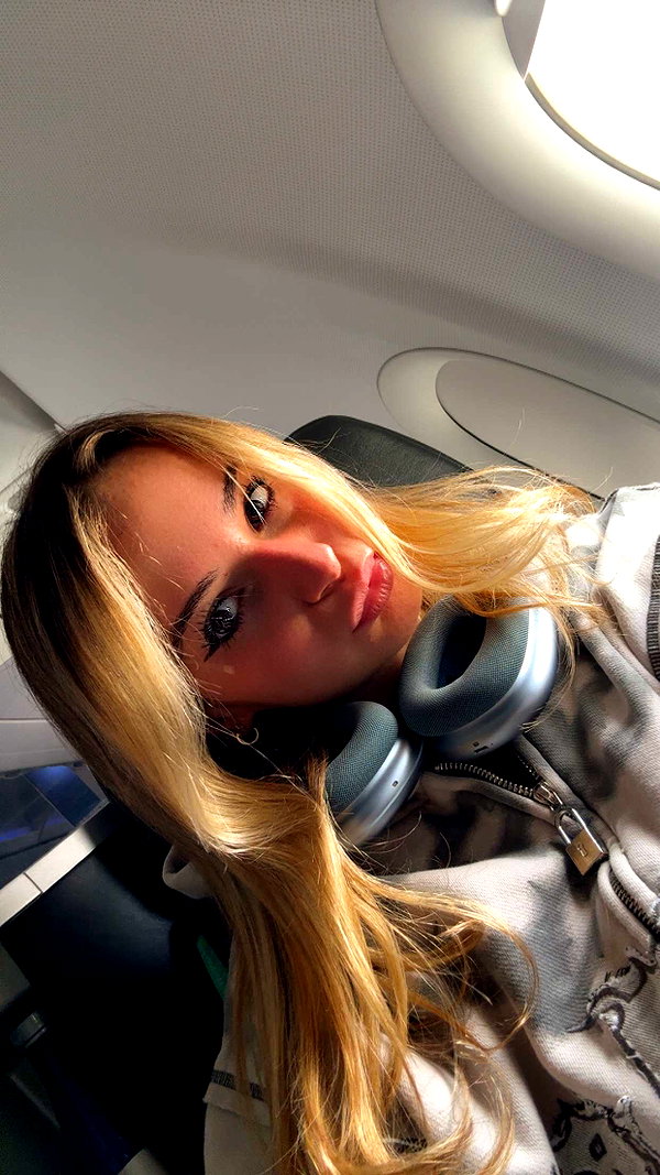 kaitlyn_krems snapchat image archive image