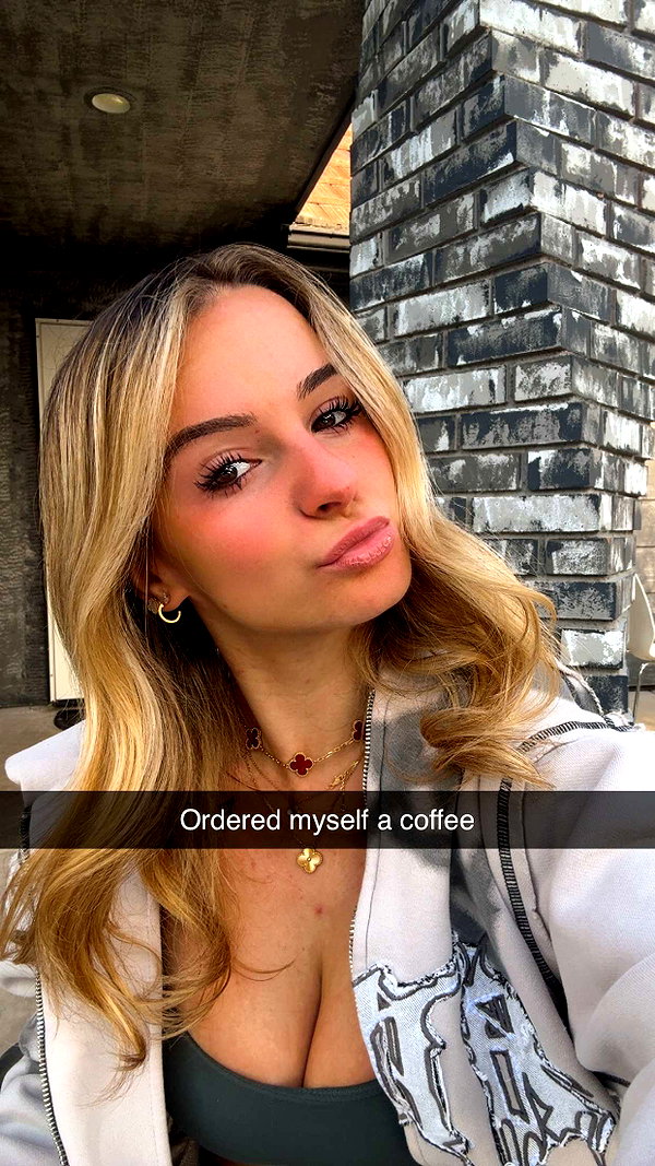 kaitlyn_krems snapchat image archive image