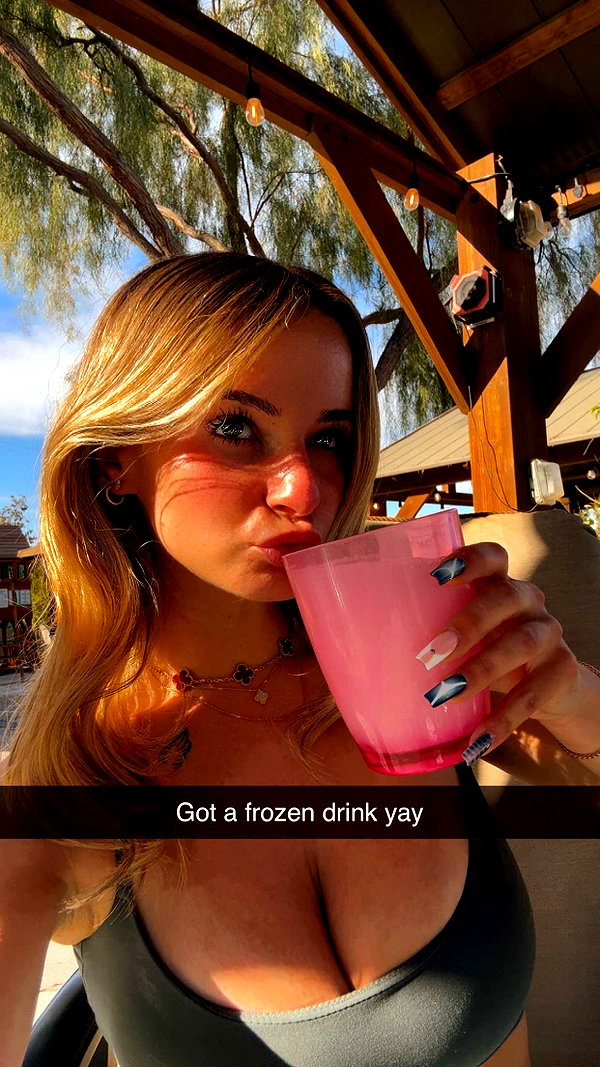 kaitlyn_krems snapchat image archive image