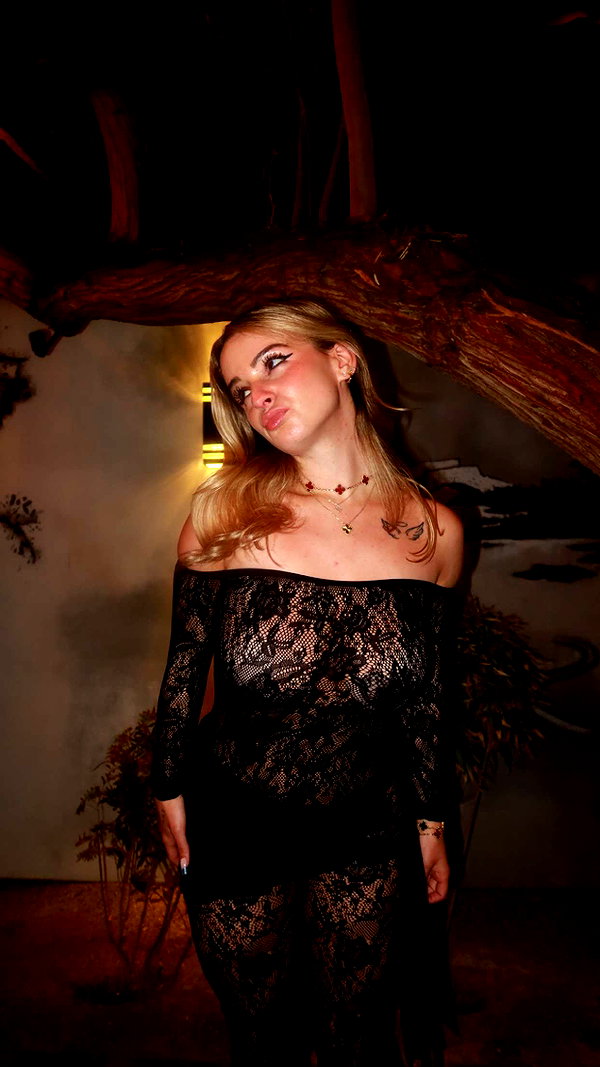 kaitlyn_krems snapchat image archive image