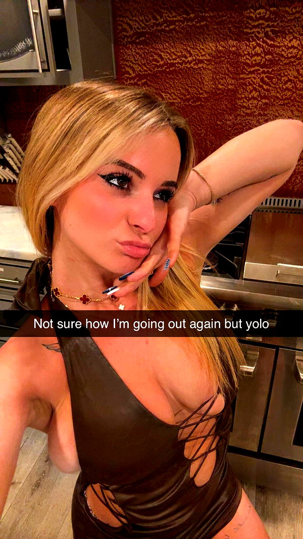 kaitlyn_krems snapchat image archive image