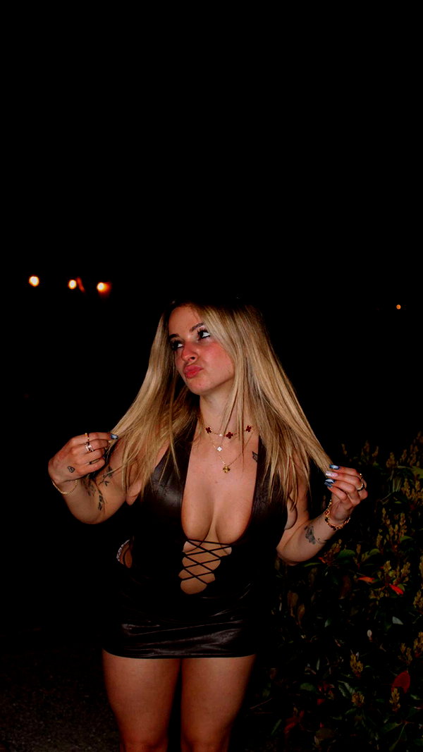 kaitlyn_krems snapchat image archive image