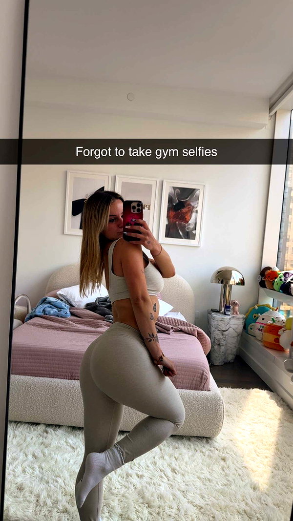 kaitlyn_krems snapchat image archive image