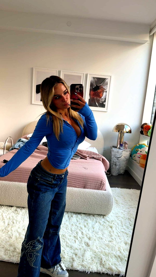 kaitlyn_krems snapchat image archive image