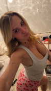 kaitlyn_krems Altpins Profile Picture