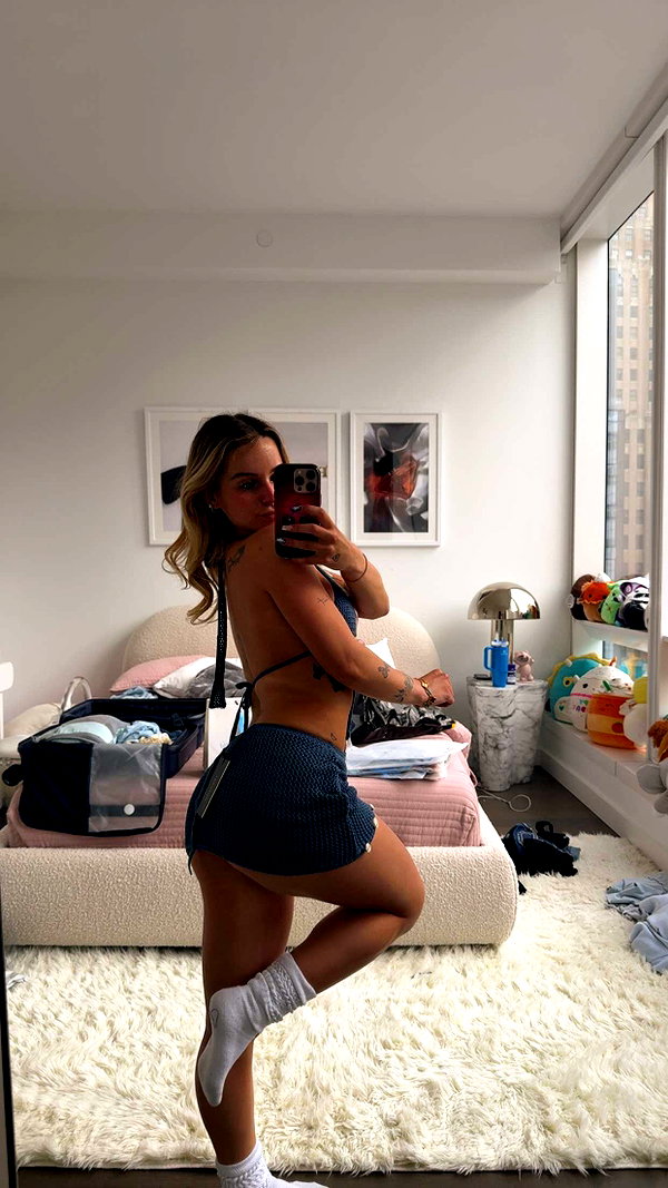 kaitlyn_krems snapchat image archive image