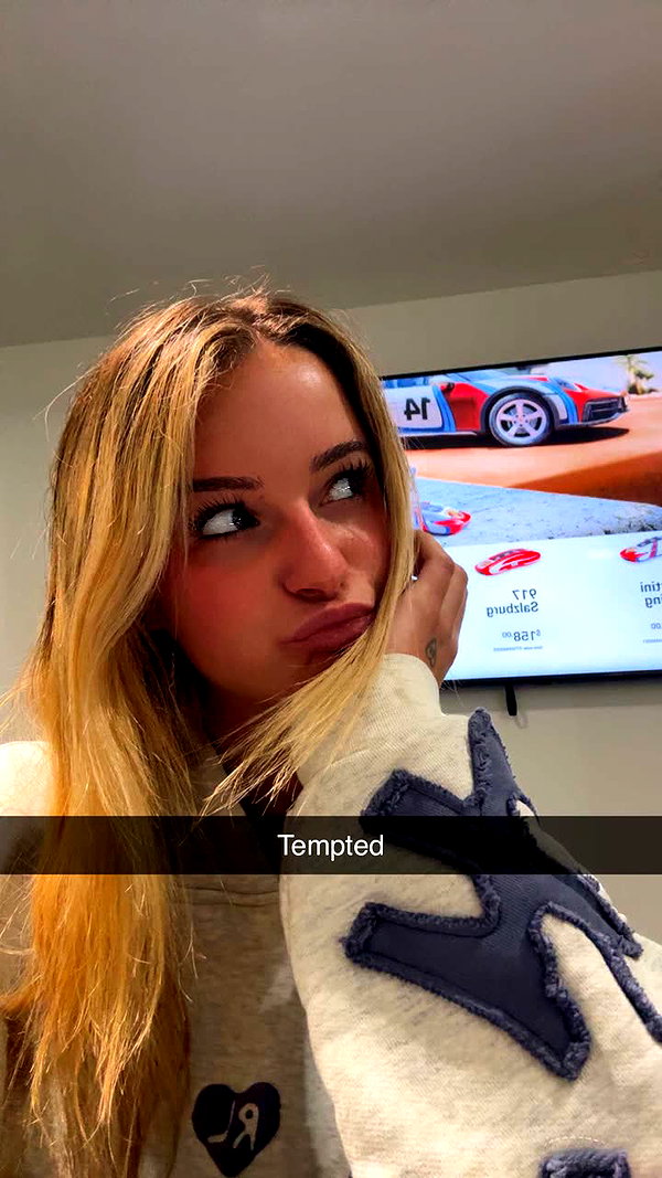 kaitlyn_krems snapchat image archive image
