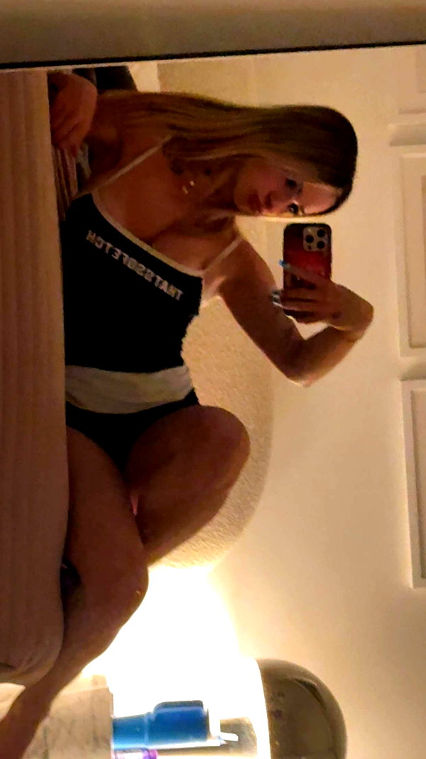 kaitlyn_krems snapchat image archive image